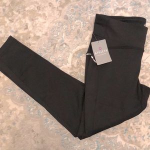 NWT Athleta Power Lift Tight Legging L